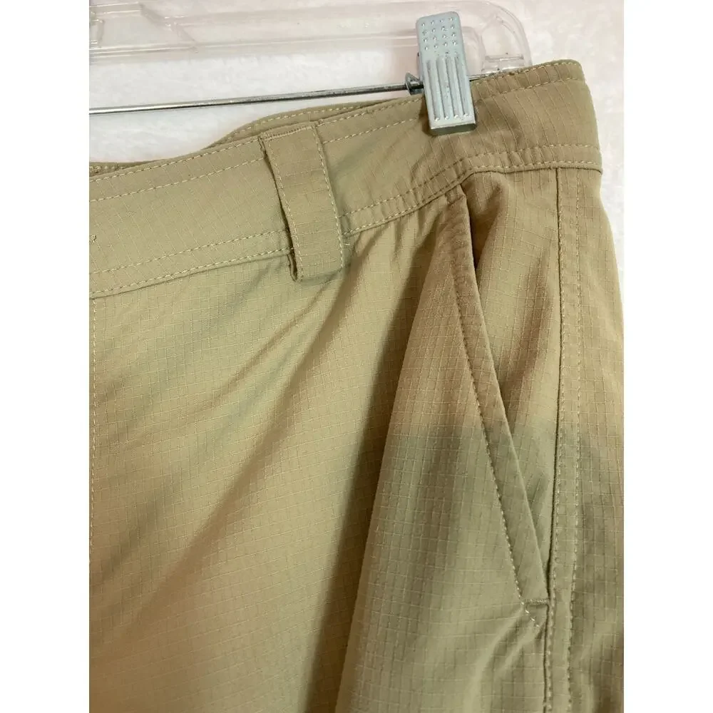 Under Armour Youth XL Khaki Nylon Hybrid Cargo Shorts Ripstop‎ Hiking Outdoor